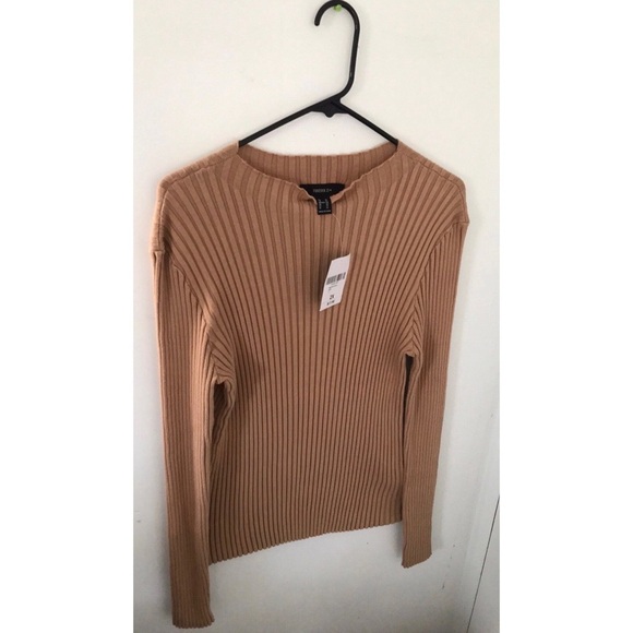 Forever 21 Plus Size Sweater - Picture 3 of 3